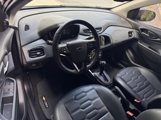 CHEVROLET-ONIX-1.4 MPFI LTZ 8V FLEX 4P AUTOMÁTICO CHEVROLET-ONIX-2019