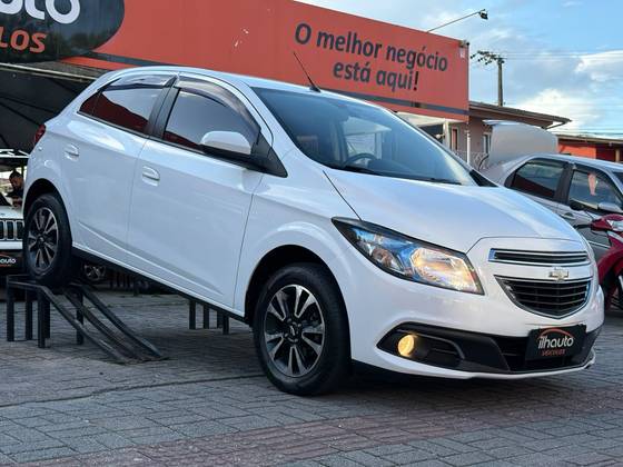 CHEVROLET ONIX 1.4 MPFI LTZ 8V FLEX 4P AUTOMÁTICO