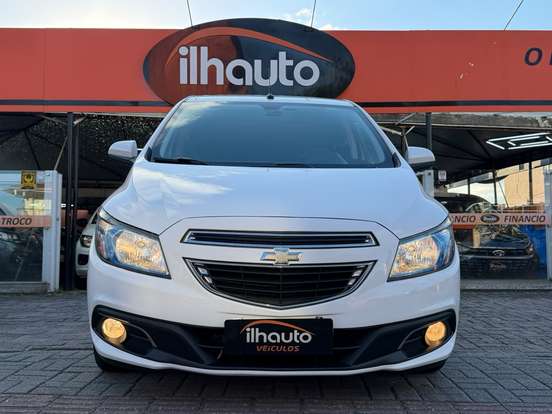 CHEVROLET-ONIX-1.4 MPFI LTZ 8V FLEX 4P AUTOMÁTICO CHEVROLET-ONIX-2014