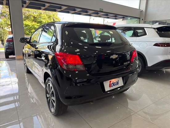CHEVROLET-ONIX-1.4 MPFI LTZ 8V FLEX 4P AUTOMÁTICO CHEVROLET-ONIX-2016
