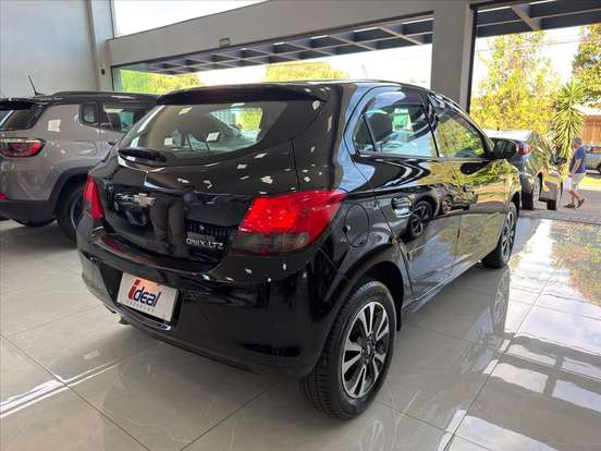 CHEVROLET-ONIX-1.4 MPFI LTZ 8V FLEX 4P AUTOMÁTICO CHEVROLET-ONIX-2016