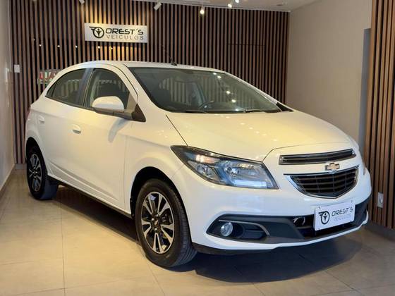 CHEVROLET ONIX 1.4 MPFI LTZ 8V FLEX 4P AUTOMÁTICO