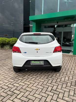CHEVROLET-ONIX-2017