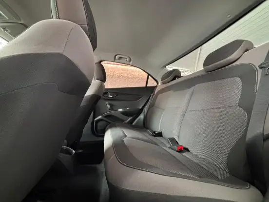 CHEVROLET-PRISMA-2016