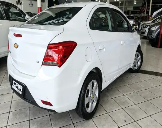 CHEVROLET-PRISMA-2018