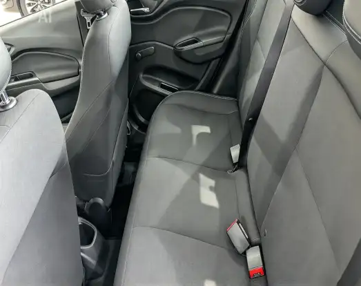 CHEVROLET-PRISMA-2018