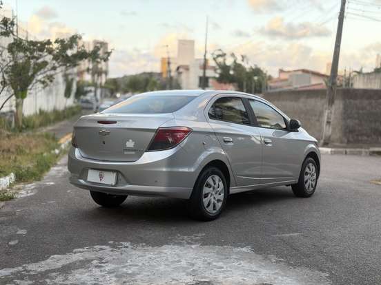 CHEVROLET-PRISMA-2015