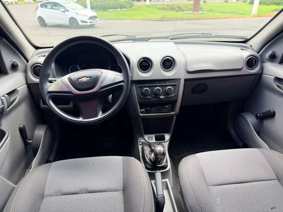 CHEVROLET-PRISMA-2011