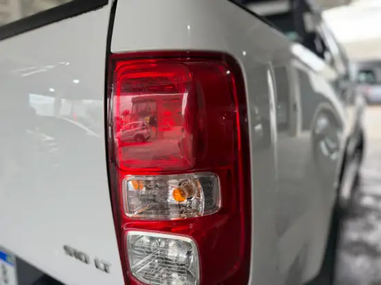 CHEVROLET-S10-2.4 LT 4X2 CD 8V FLEX 4P MANUAL CHEVROLET-S10-2012