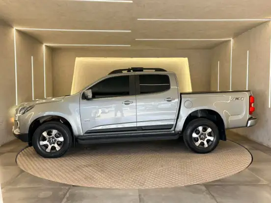 CHEVROLET-S10-2.8 16V TURBO DIESEL LS CD 4X4 MANUAL CHEVROLET-S10-2023