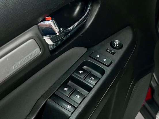 CHEVROLET-S10-2.5 LTZ 4X2 CD 16V FLEX 4P AUTOMÁTICO CHEVROLET-S10-2019