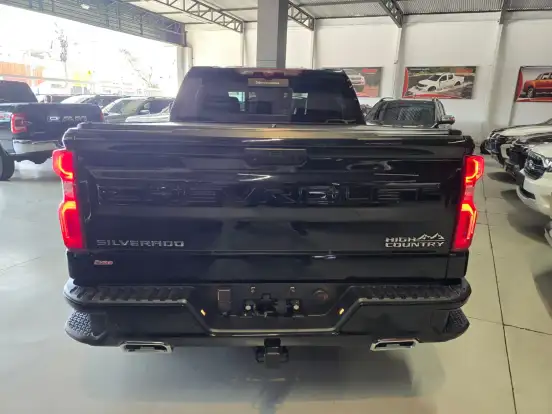 CHEVROLET-SILVERADO-2023