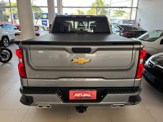 CHEVROLET-SILVERADO-2025