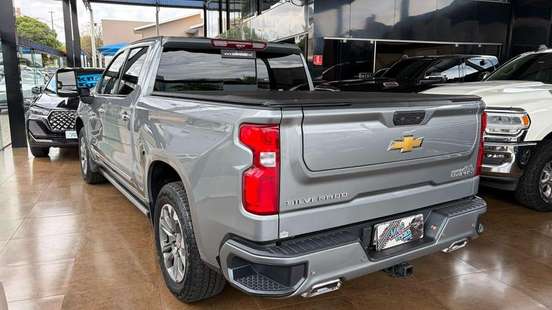CHEVROLET-SILVERADO-2025
