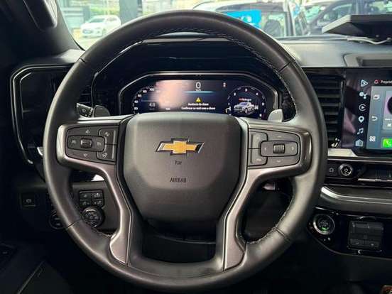 CHEVROLET-SILVERADO-5.3 V8 GASOLINA 1500 HIGH COUNTRY 4X4 AUTOMÁTICO CHEVROLET-SILVERADO-2025