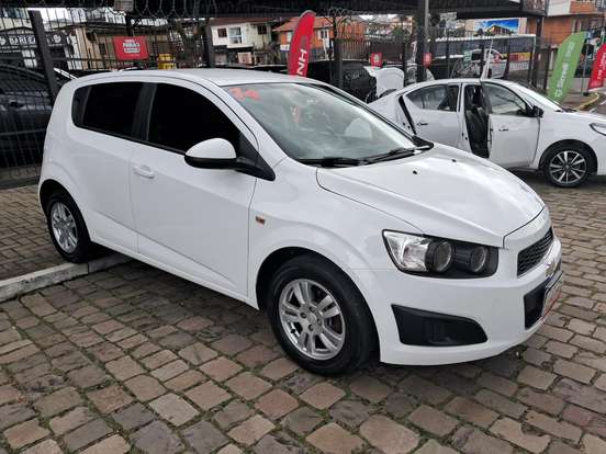 CHEVROLET-SONIC-2013