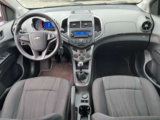 CHEVROLET-SONIC-2013