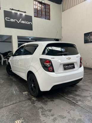 CHEVROLET-SONIC-2013