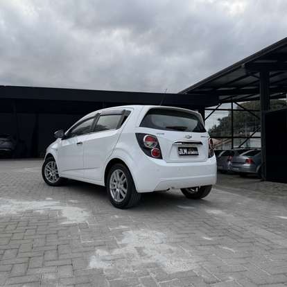 CHEVROLET-SONIC-1.6 LTZ 16V FLEX 4P AUTOMÁTICO CHEVROLET-SONIC-2012