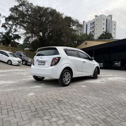 CHEVROLET-SONIC-1.6 LTZ 16V FLEX 4P AUTOMÁTICO CHEVROLET-SONIC-2012