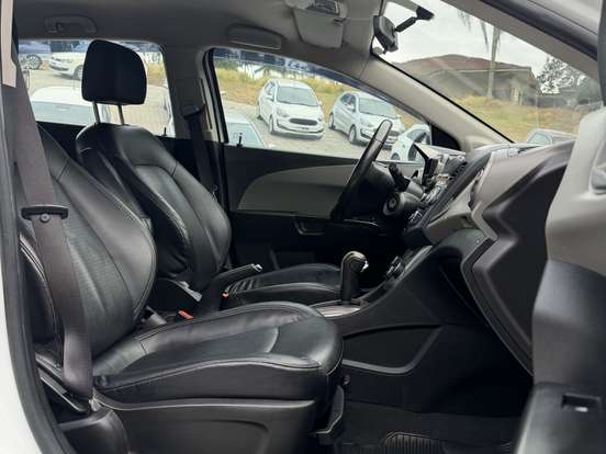 CHEVROLET-SONIC-1.6 LTZ 16V FLEX 4P AUTOMÁTICO CHEVROLET-SONIC-2012