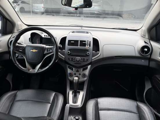 CHEVROLET-SONIC-1.6 LTZ 16V FLEX 4P AUTOMÁTICO CHEVROLET-SONIC-2012