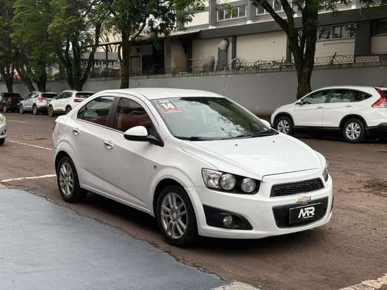CHEVROLET-SONIC-2013