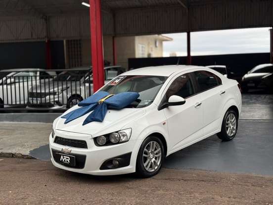 CHEVROLET-SONIC-2013