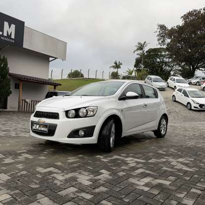 CHEVROLET-SONIC-1.6 LTZ SEDAN 16V FLEX 4P MANUAL CHEVROLET-SONIC-2014