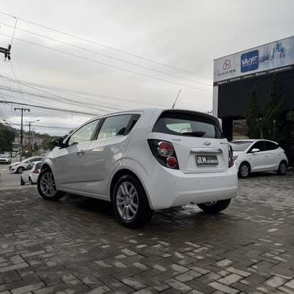 CHEVROLET-SONIC-2014