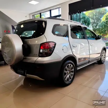 CHEVROLET-SPIN-2016