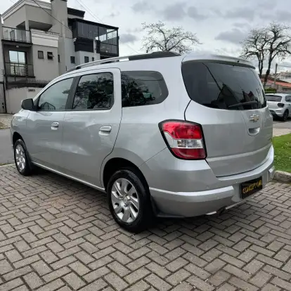 CHEVROLET-SPIN-2016