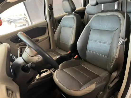 CHEVROLET-SPIN-2012