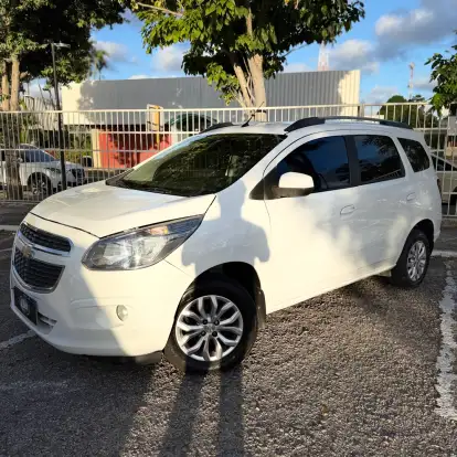 CHEVROLET-SPIN-2017