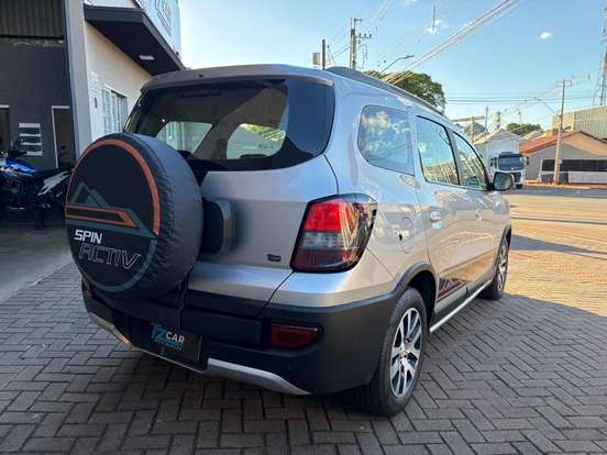 CHEVROLET-SPIN-1.8 ACTIV 8V FLEX 4P AUTOMÁTICO CHEVROLET-SPIN-2017