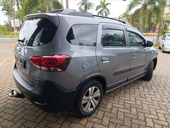 CHEVROLET-SPIN-2021