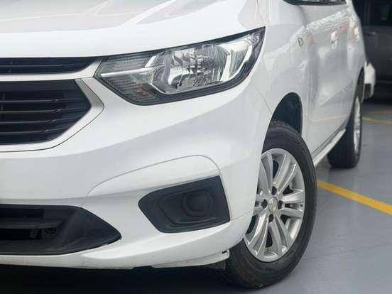 CHEVROLET-SPIN-1.8 LT 8V FLEX 4P AUTOMÁTICO CHEVROLET-SPIN-2023