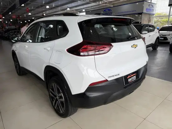 CHEVROLET-TRACKER-2024