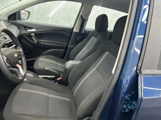 CHEVROLET-TRACKER-2025