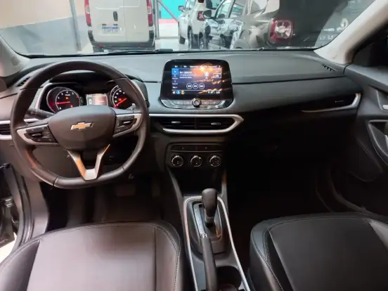 CHEVROLET-TRACKER-2024