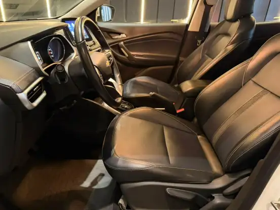 CHEVROLET-TRACKER-2024