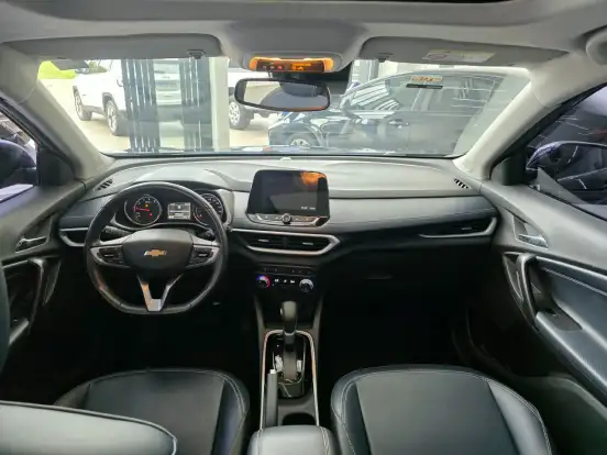 CHEVROLET-TRACKER-2020