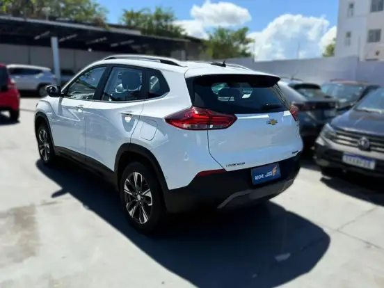 CHEVROLET-TRACKER-2024