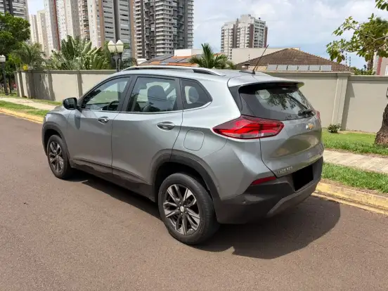 CHEVROLET-TRACKER-2023