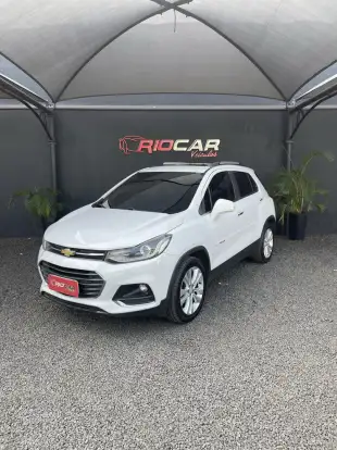 CHEVROLET-TRACKER-2018