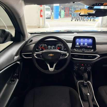 CHEVROLET-TRACKER-2020
