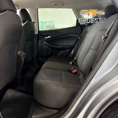 CHEVROLET-TRACKER-2020