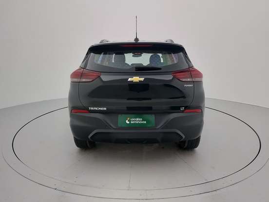 CHEVROLET-TRACKER-2023
