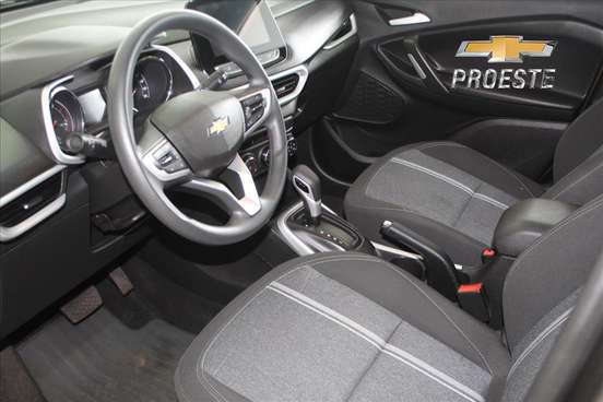 CHEVROLET-TRACKER-2024