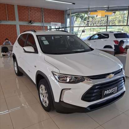 CHEVROLET-TRACKER-2022